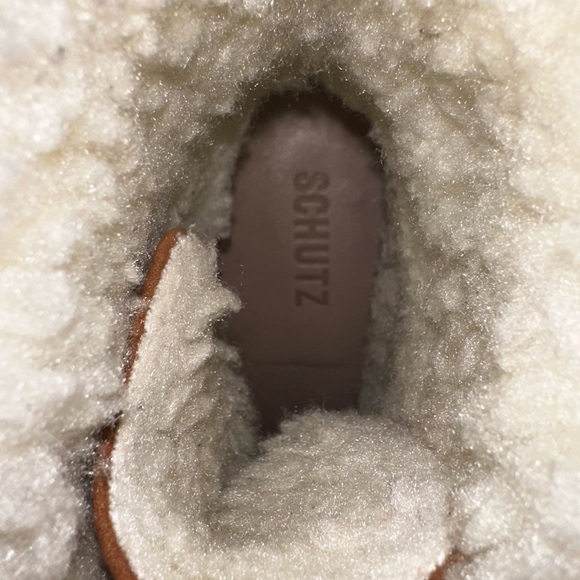 NEW DESIGNER Schutz Ritah Leather Lace up Faux Fur Lug Sole Boots - Picture 10 of 10